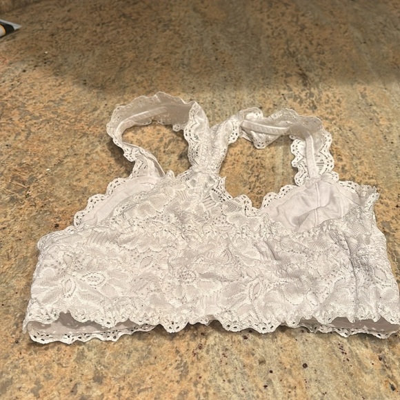 Felina Lace Bandeau in white - Picture 5 of 10